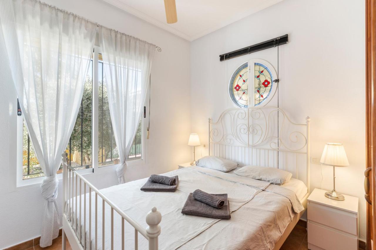 Villa Sueno 마자론 외부 사진